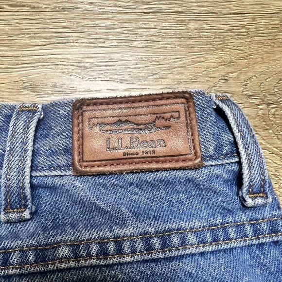 LL Bean Jeans Men's 36 x 34 Classic Fit Straight Leg Stonewashed Denim - Picture 8 of 11